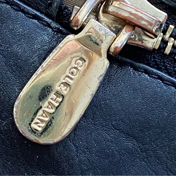 Cole Haan Black Leather Wristlet Handbag Wallet Mini Bag Cellphone Holder - Picture 5 of 7